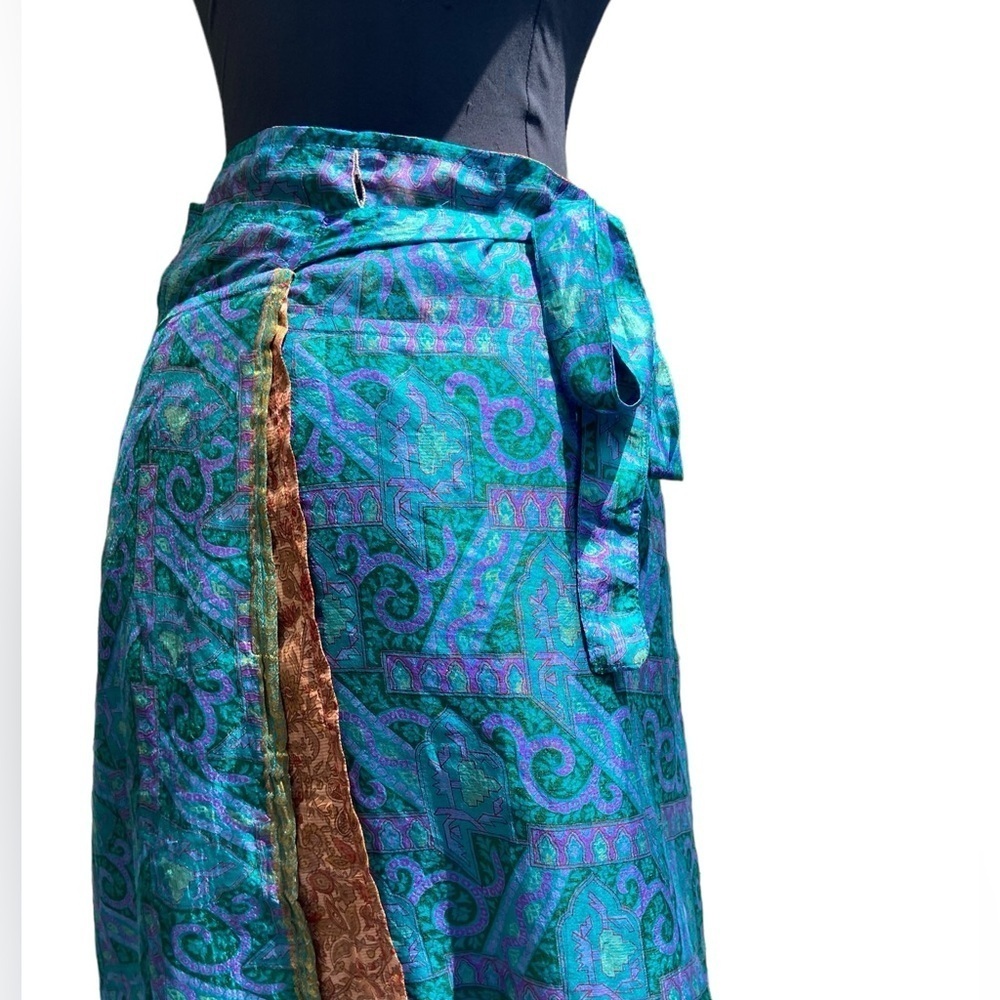 Reversible Silk Wrap Skirt by Western Fashion Bohemian Bluish/Red - Picture 7 of 16